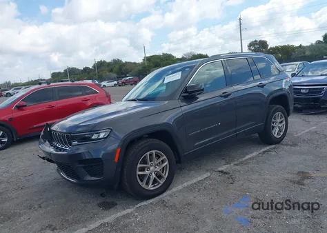 2024 Jeep Grand Cherokee Laredo X 4X4 из США, поврежденный, VIN 1C4RJHAG7RC703637